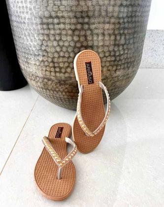 Imagem de Chinelo Sandália Rasteirinha Feminina Artesanal Com Pérolas Arraso