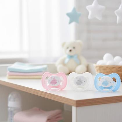 Imagem de Chupeta Comfort Buba Nuvem Silicone Ultra Soft Brilha no Escuro com Bico Simétrico Alça para Prendedor Anatômica para Bebês