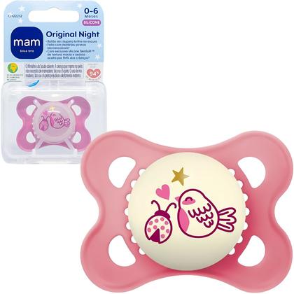 Imagem de Chupeta MAM Original Night 06 Meses Silicone SkinSoft Rosa Brilha no Escuro Esterilizável BPA Free Estojo Night