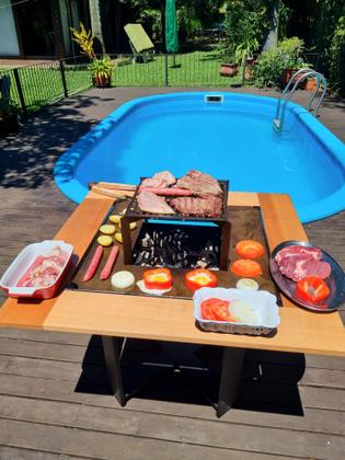 Imagem de Churrasqueira Estação Gourmet Com Quadro De Segurança