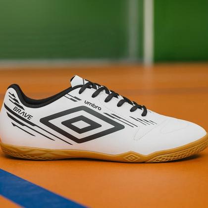 Imagem de Chuteira de Futsal Infantil Umbro Brave jr Tênis Salão
