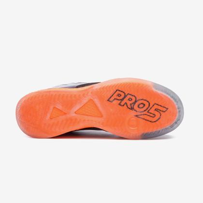 Imagem de Chuteira Futsal Umbro Pro 5 Bump Cor:PretoTamanho:44Genero:Masculino