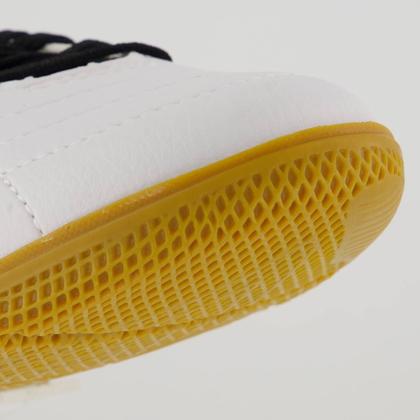 Imagem de Chuteira Umbro Class Footballer Futsal Branca e Preta