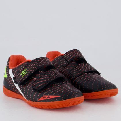 Imagem de Chuteira Umbro Flip Futsal Kids Preta e Laranja