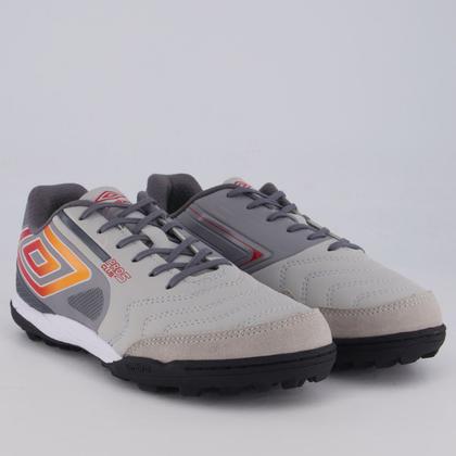 Imagem de Chuteira Umbro Pro 5 Bump Club Society Cinza e Laranja