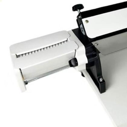 Imagem de Cilindro Laminador Elétrico Malta 28 Cm Com Cortador De Talharim Preto 220V 3127003