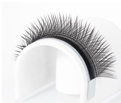 Imagem de Cilios Yelix para Volume Brasileiro Y Tam 11mm C 0.05 - 6 linhas