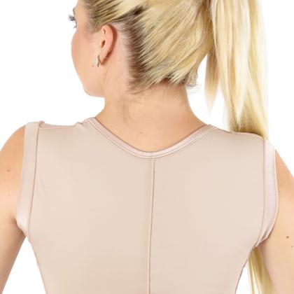 Imagem de Cinta Modeladora com busto, colchetes , alça larga e pernas abaixo do joelho