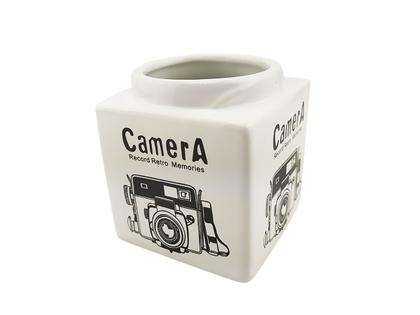 Imagem de Cinzeiro Ceramica Com Tampa E Reservatório Câmera