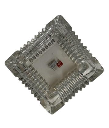 Imagem de Cinzeiro Formato Quadrado De Vidro Detalhado Deli Glassware