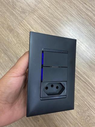 Imagem de Cj Duplo Paralelo + Tomada 20A 4X2 - Pial Plus + Preto