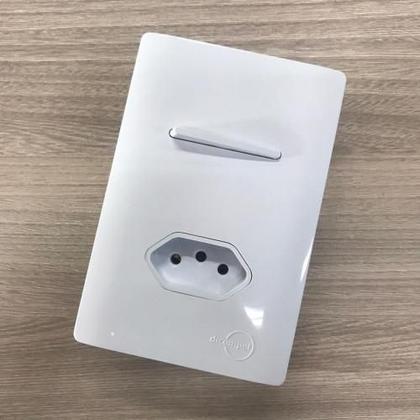 Imagem de Cj Int. Paralelo + Tomada 10A 4X2 - Novara Branco Total