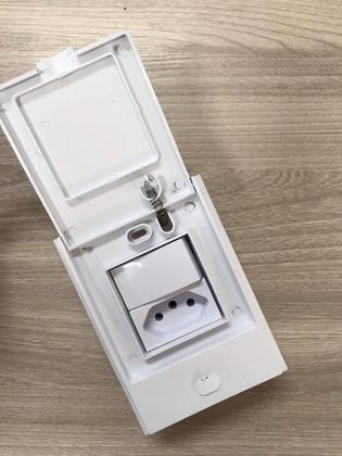 Imagem de Cj Interruptor Simples + Tomada 10A - Blux B.L'Acqua Branco