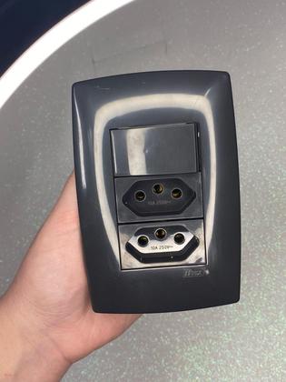 Imagem de Cj Simples + Tomada Dupla 20A 4X2 - Blux Home Grafite