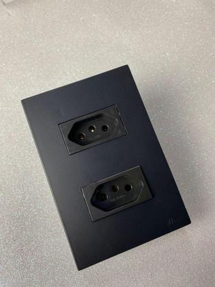 Imagem de Cj Tomada Dupla 10A 4X2 - Recta Home Grafite Satin Fosco