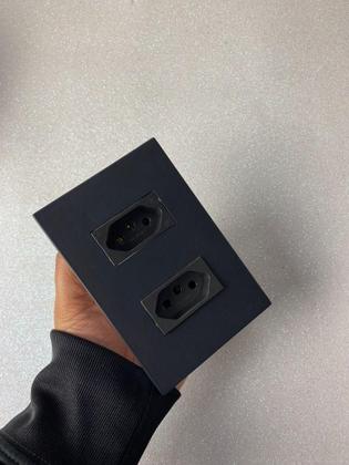 Imagem de Cj Tomada Dupla 10A 4X2 - Recta Home Grafite Satin Fosco