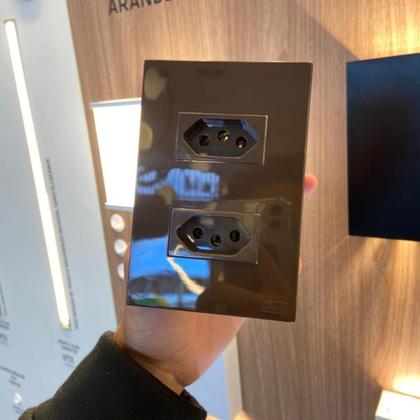 Imagem de Cj tomada dupla 20a recta chocolate gloss brilhante