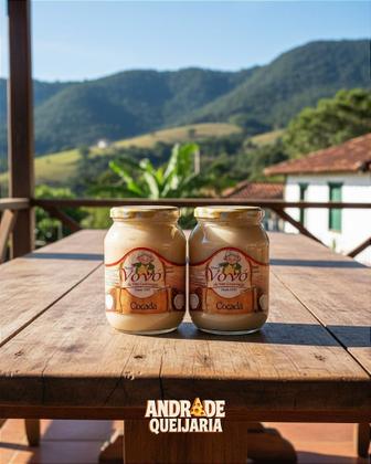 Imagem de Cocada Cremosa com Pedacinhos de Coco - 2 Potes de 650g