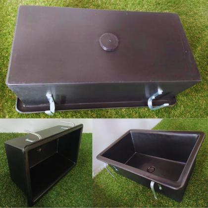 Imagem de Cocho Individual 30 Litros com Suportes Comedouro Abecel