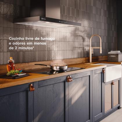 Imagem de Coifa de Parede Electrolux 90cm Inox Experience com Inteligência Artificial e Alto Poder Sucção (CE9TF)
