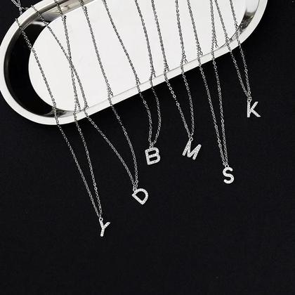 Imagem de Colar com Pingente de Nome e Letras em Prata 925 com Zircônia - Para Meninas