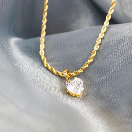 Imagem de Colar coração cristal banhado a ouro 18k