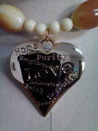 Imagem de colar coração esperançoso  4