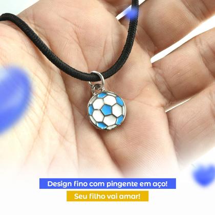 Imagem de Colar Cordão Menino Infantil + Pingente Bola Premium Futebol azul ajustavel presente unissex moda