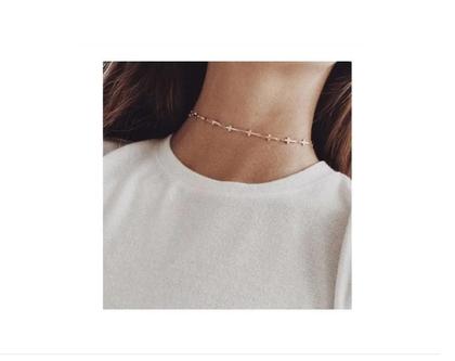 Imagem de Colar Corrente Choker Cruz De Lado Folheado Ouro Ou Prata