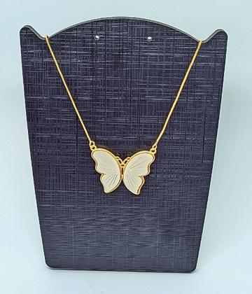 Imagem de Colar Corrente Feminino com Pingente Borboleta Grande Madrepérola Folheado Ouro 18k Gargantilha 45cm Tendência