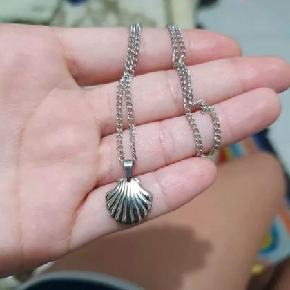 Imagem de colar corrente feminino em aço inox antialérgico mini concha do mar prata 45cm 60cm para adulto