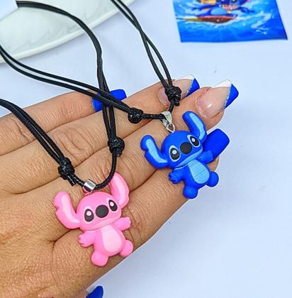 Imagem de Colar da Amizade Crianças Infantil Disney com Pingente Lilo e Stitch 3D Codão Fio encerado Ajustável Lembrancinha