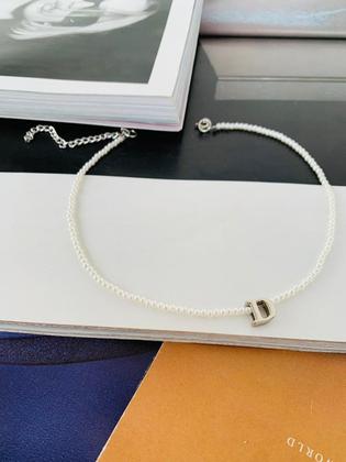 Imagem de Colar de mini Pérolas com Inicial Ouro e Prata Semi Joia