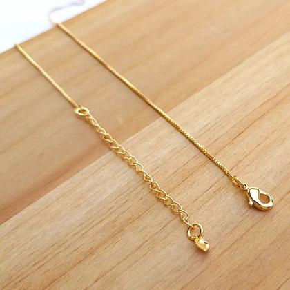 Imagem de Colar de Nome de Mulher Feminino Dourado Pronta Entrega Cravejado de Zircônias Folheado A Ouro 18K Softjoias