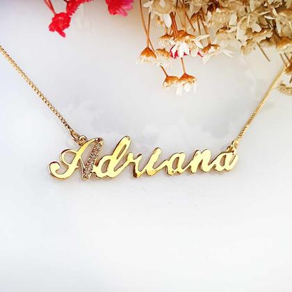 Imagem de Colar de Nome de Mulher Feminino Dourado Pronta Entrega Cravejado de Zircônias Folheado A Ouro 18K Softjoias