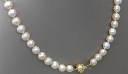 Imagem de Colar de Pérolas Naturais Europeu com Fecho em Ouro 18K
