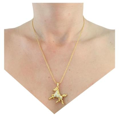 Imagem de Colar Feminino Pingente Cavalo Peão Zircônias Banhado a Ouro 18k