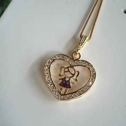 Imagem de Colar Filhos Menina Coração Cravejado Delicado Ouro 18K