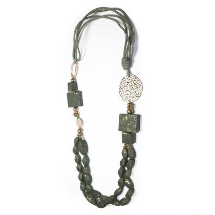 Imagem de Colar Geométrico em Corda Verde