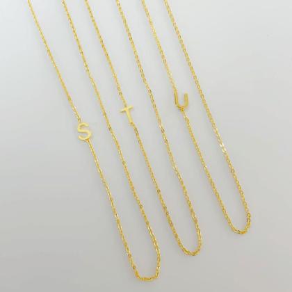 Imagem de Colar Letra Inicial Lateral Banhado a Ouro 18k