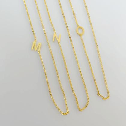 Imagem de Colar Letra Inicial Lateral Banhado a Ouro 18k