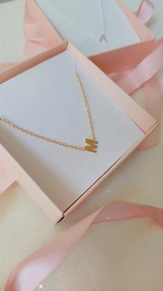 Imagem de Colar Letra/Inicial Personalizado - Semijoia Banhada em Ouro 18K ou no Banho Prata