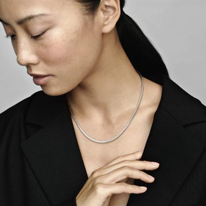 Colar PANDORA Iconic Snake Chain 590742HV em prata esterlina