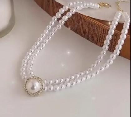 Imagem de Colar perolas 2 voltas tipo camafeu retro  p festas, casamento...