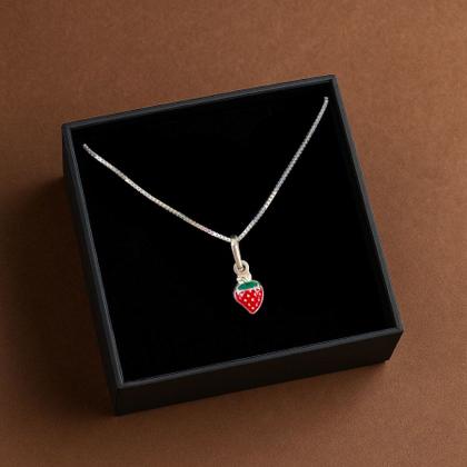 Imagem de Colar Pingente Infantil Prata Original 925 Morango Delicado