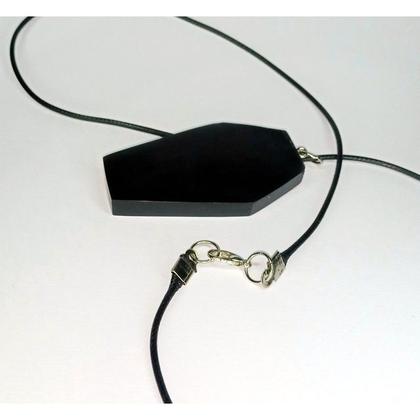 Imagem de Colar pingente relicario formarto caixão dracula bela lugosi