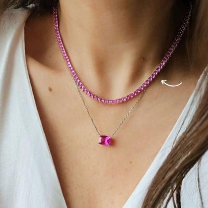 Imagem de COLAR RIVIERA SAFIRA ROSA COM CRAVAÇÃO TRÊS PONTAS BANHADA A RÓDIO - 40cm