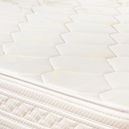 Imagem de Colchão King de Espuma Orthocrin Royal Saúde Plus D45 - 193x203x18