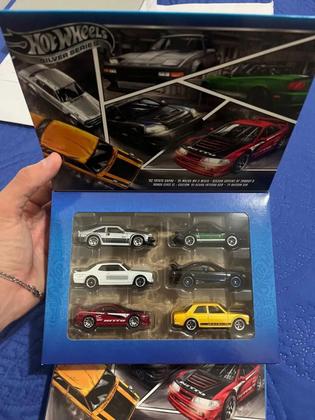 Coleção Multipack Com 6 Hot Wheels Streets Of Japan 1/64 - Mattel