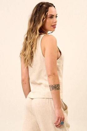 Imagem de Colete de Viscolinho com Botões de Coco Bege Yacamim A21